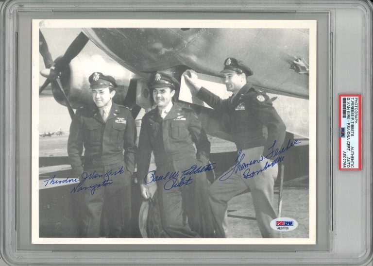 ENOLA GAY CREW MULTI SIGNED 8X10 PSA DNA AE07766 (D) WWII ATOMIC BOMB CREW X3