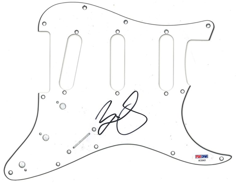 BRAD PAISLEY SIGNED STRATOCASTER PICKGUARD PSA DNA LETTER