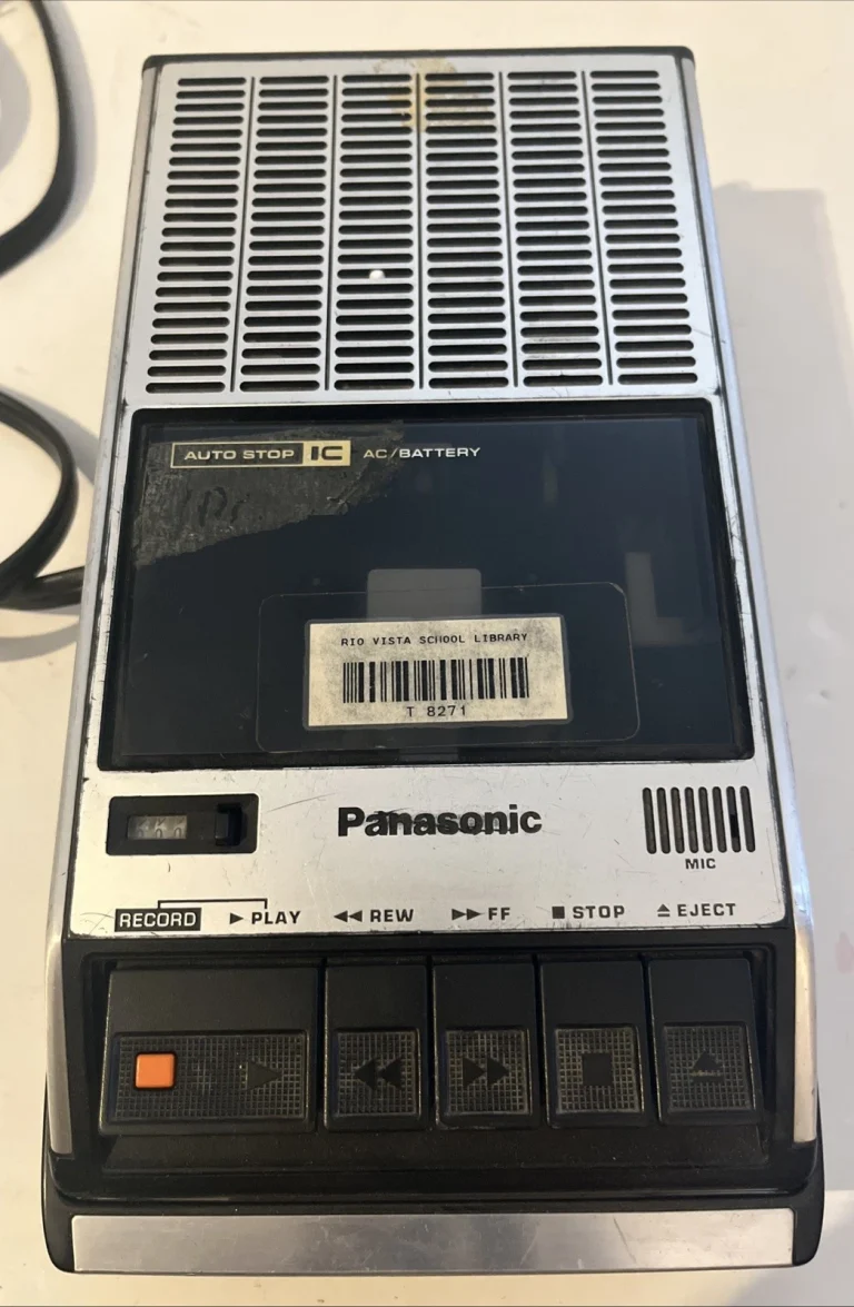 PANASONIC  RQ-2309AV Cassette Recorder Player VTG AS IS Parts Repair Powers up