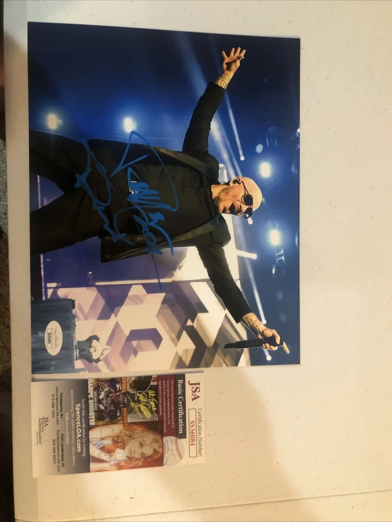 PITBULL MR WORLDWIDE SIGNED AUTOGRAPH 8x10 PHOTO PICTURE JSA COA RAP MIAMI