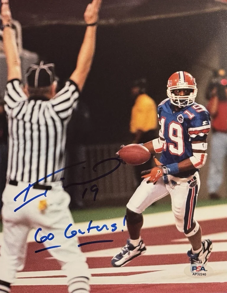 Ike Hilliard Signed Autographed Florida Gators 8x10 Photo PSA/DNA COA