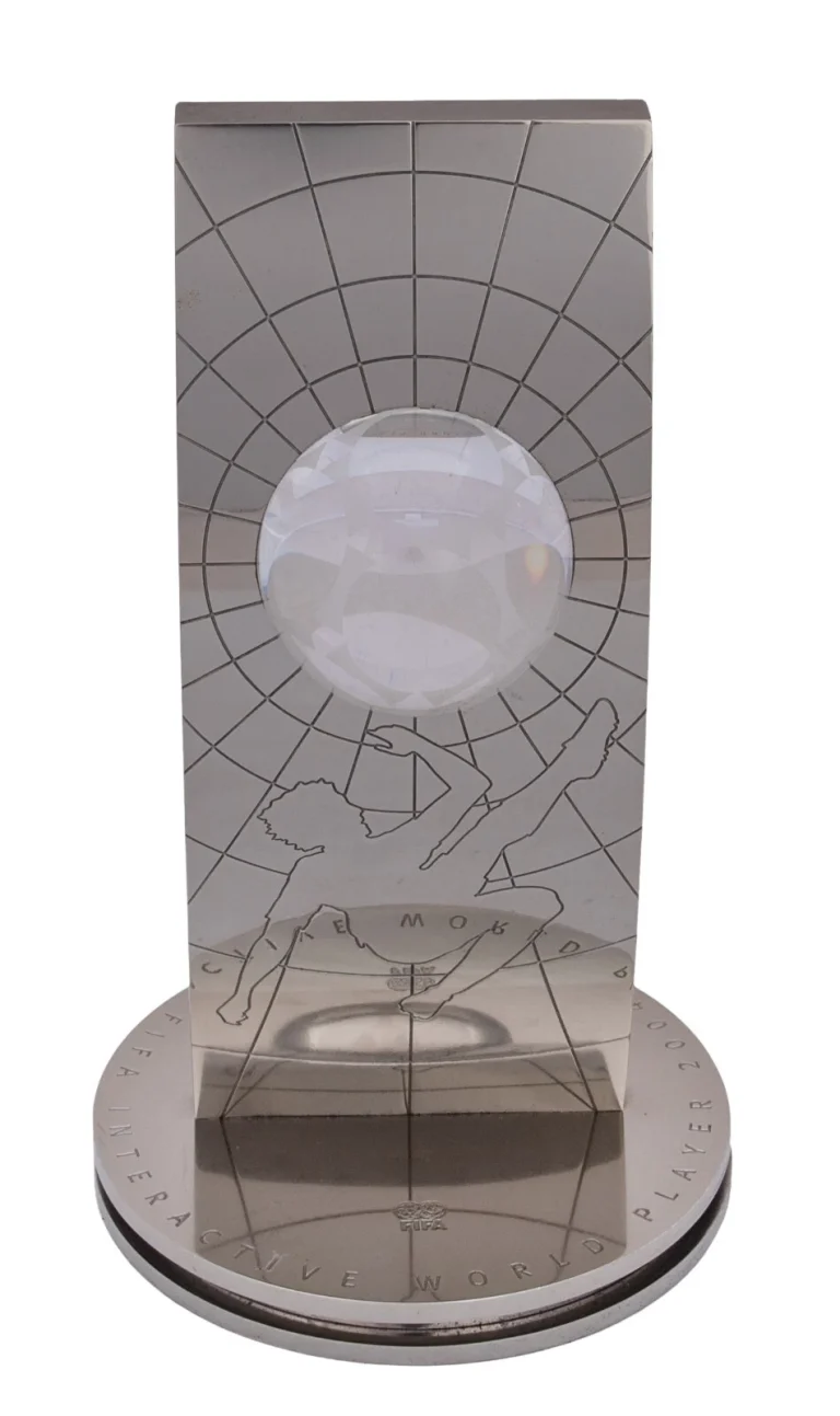 E Sports 2004 Fifa E World Cup Xbox World Championship 2nd Place Trophy