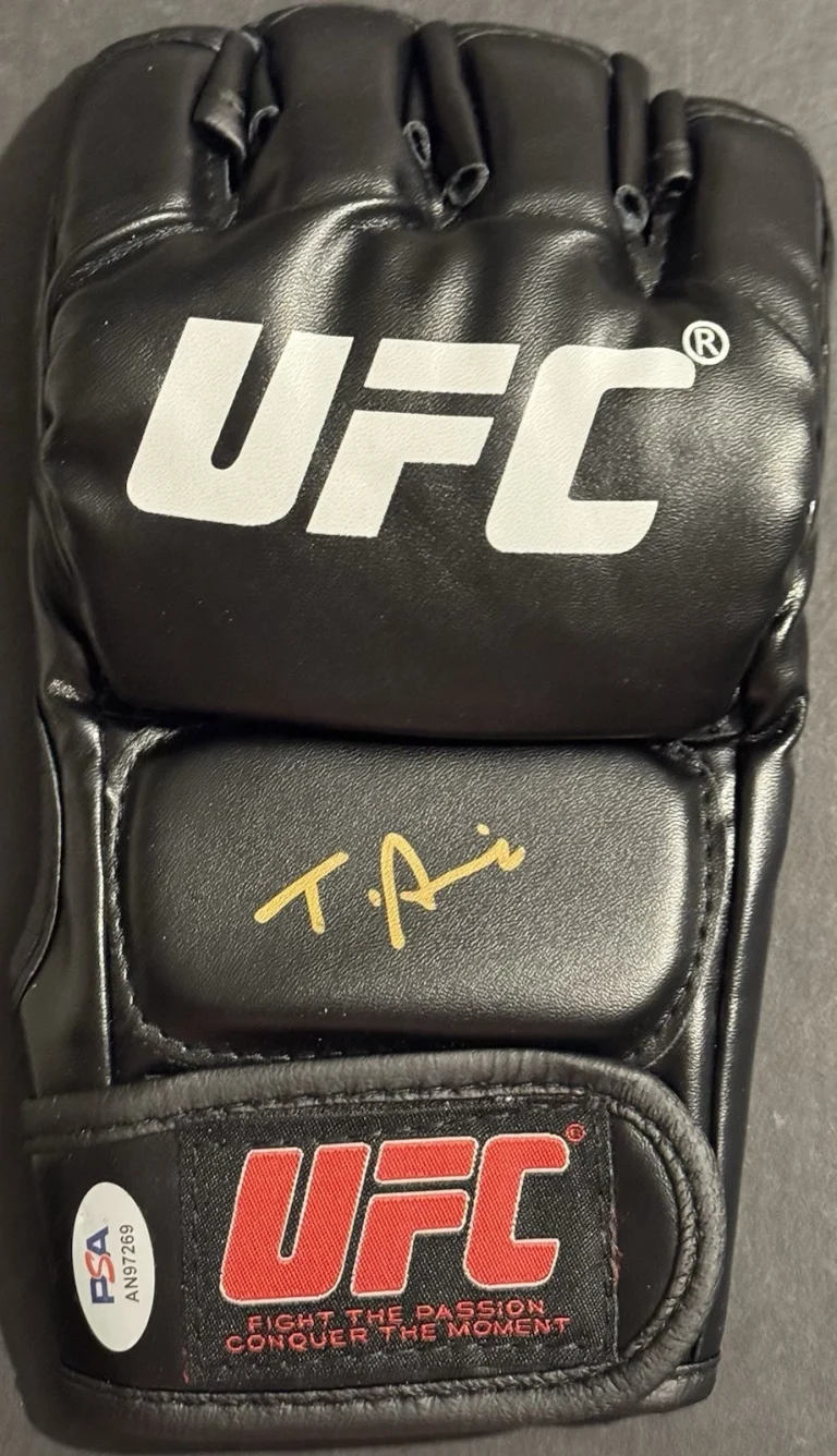 Tom Aspinall Signed Autographed UFC Fight Glove PSA/DNA Coa Heavyweight Champ