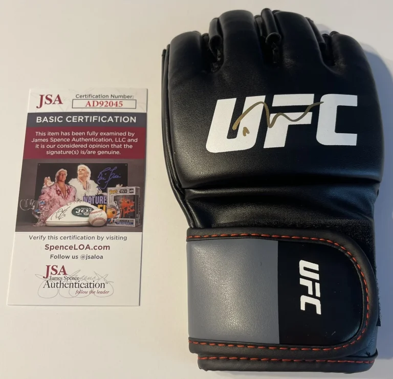 Deiveson Figueiredo Signed Autographed UFC Fighter Glove MMA Champ JSA