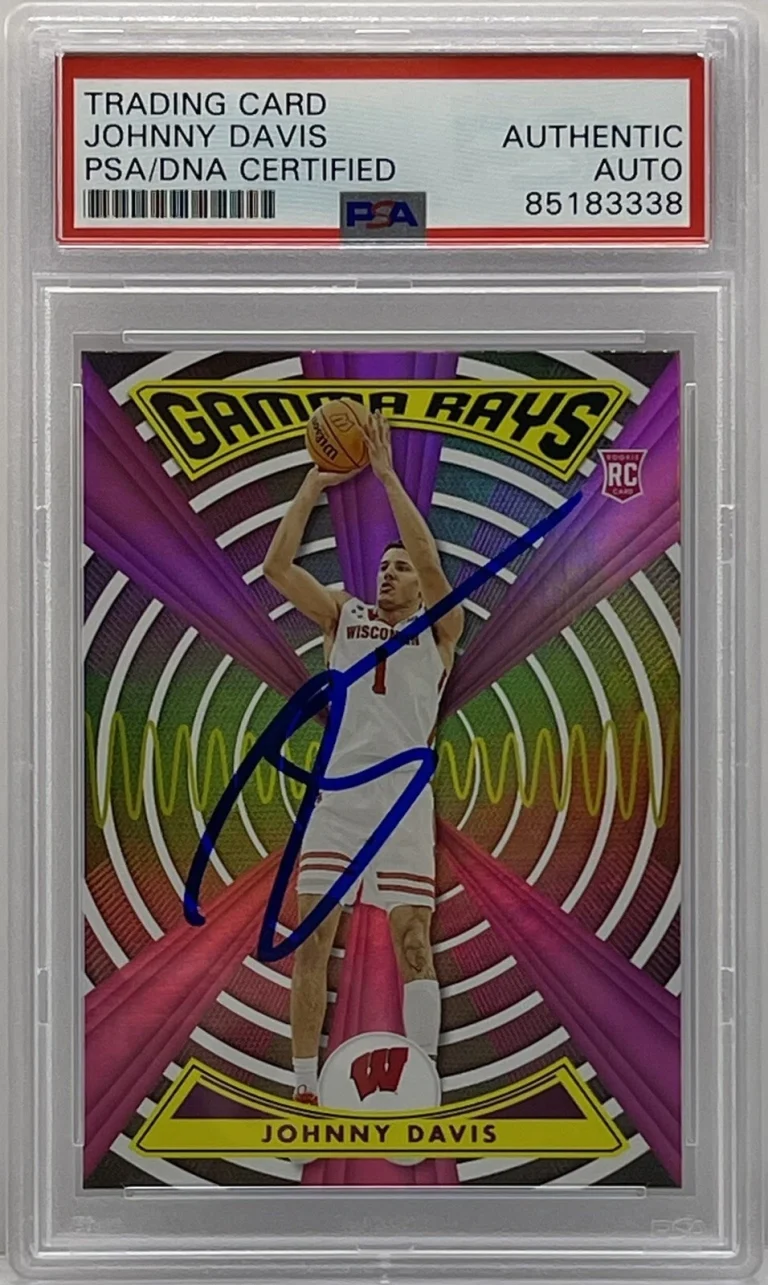 Johnny Davis Signed 2022/2023 Chronicles Rookie Card PSA/DNA Slabbed Wizards