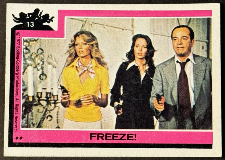 1977 Topps Charlie's Angels #13 Freeze!