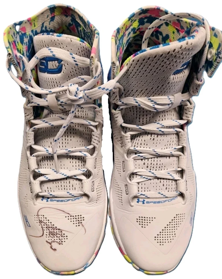 Stephen Curry Signed Under Armour UA Splash Party Birthday Cake Sneakers JSA LOA