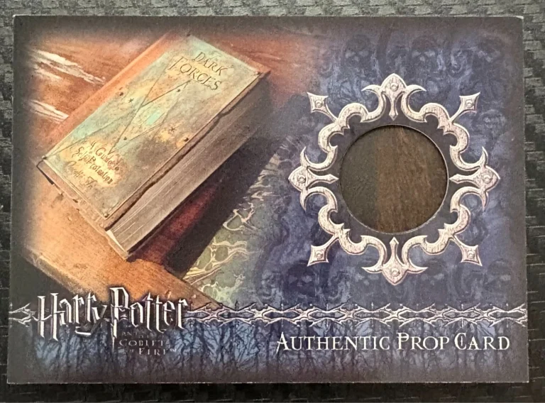 Harry Potter Goblet Fire Dark Forces Guide Textbook Prop Card Artbox P8 55/75