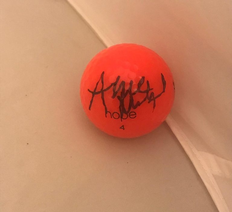 Anna Nordqvist signed Hot Pink Wilson Hope Golf Ball autographed LPGA Sweden
