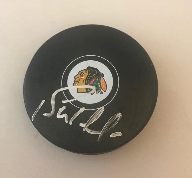 Bernie Nicholls Kings signed Chicago Blackhawks puck autographed Hawks