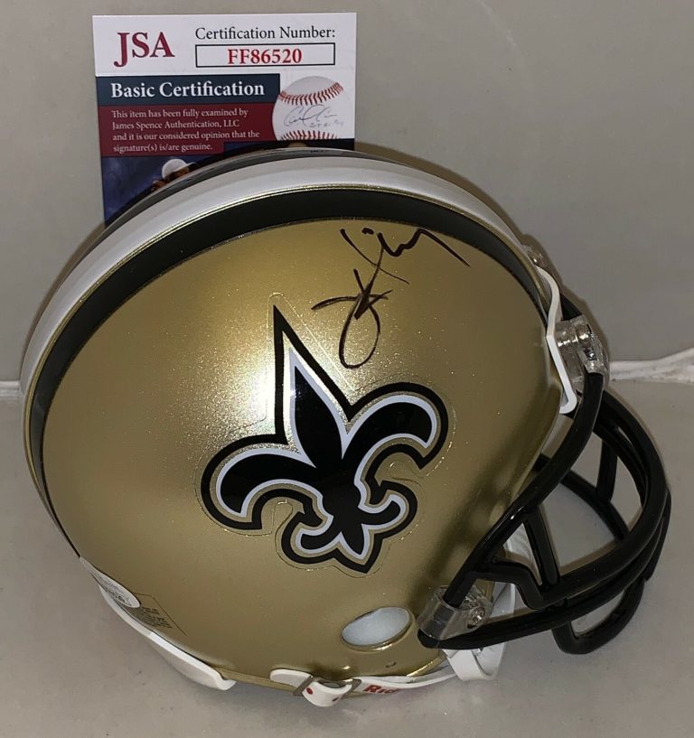 Jay Hilgenberg Bears signed New Orleans Saints mini helmet Exact Proof JSA