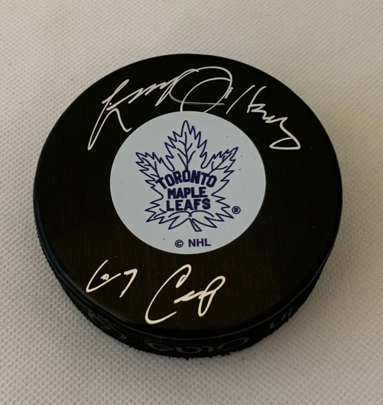 Larry Jeffrey signed Toronto Maple Leafs Puck autographed W/ 67 Cup Inscription