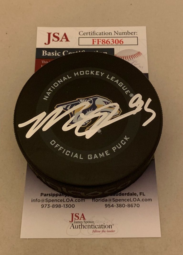 Matt Duchene signed Nashville Predators Official Game Puck autographed Preds JSA