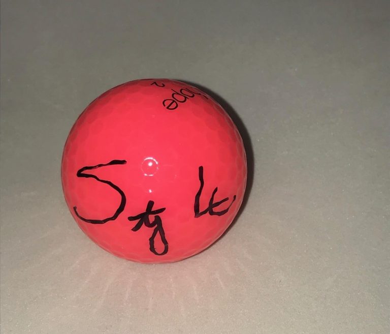 Stacy Lewis signed Hot Pink Wilson Hope Golf Ball autographed LPGA USA