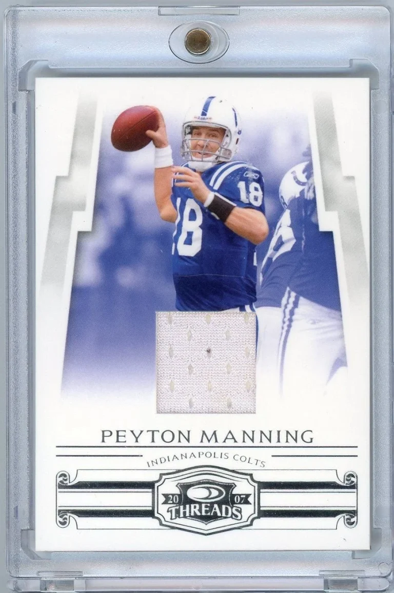 2007 Donruss Threads Peyton Manning #18 /100 Player Worn Relic Card