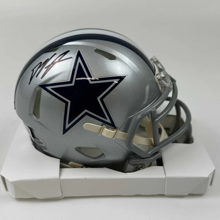 Autographed/Signed Deuce Vaughn Dallas Cowboys Mini Helmet Beckett BAS COA