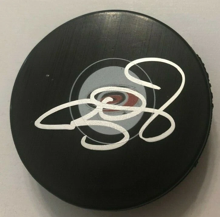 RYAN DZINGEL SIGNED CAROLINA HURRICANES HOCKEY PUCK W/ CASE COA