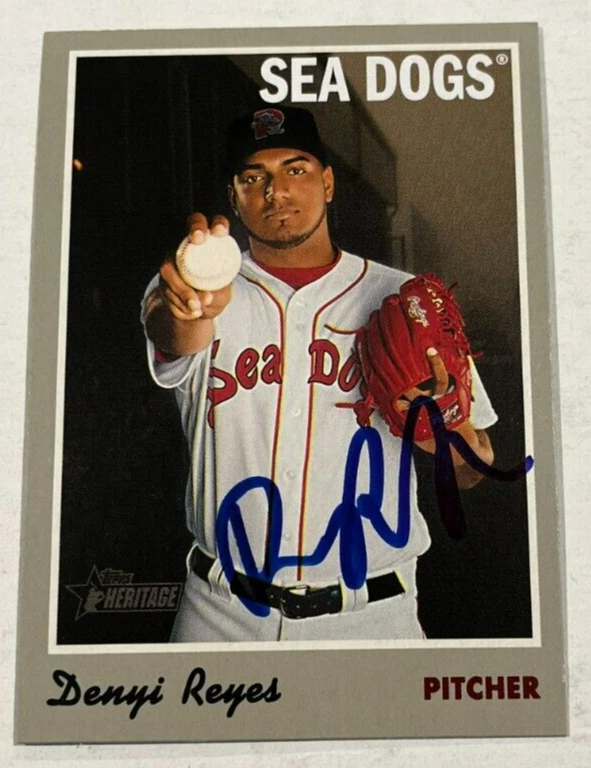 DENYI REYES SIGNED 2019 TOPPS HERITAGE MINOR LEAGUE BASEBALL CARD AUTO
