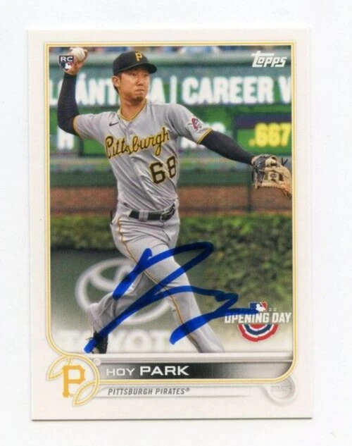 HOY PARK SIGNED 2022 TOPPS BASEBALL CARD AUTO
