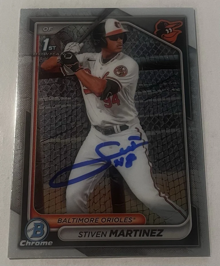 STIVEN MARTINEZ SIGNED 2024 BOWMAN CHROME PROSPECT BASEBALL CARD AUTO