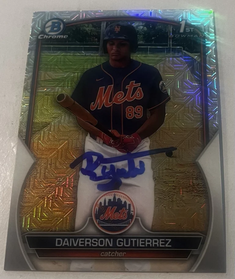 DAIVERSON GUTIERREZ SIGNED 2023 BOWMAN CHROME MOJO PROSPECT BASEBALL CARD AUTO