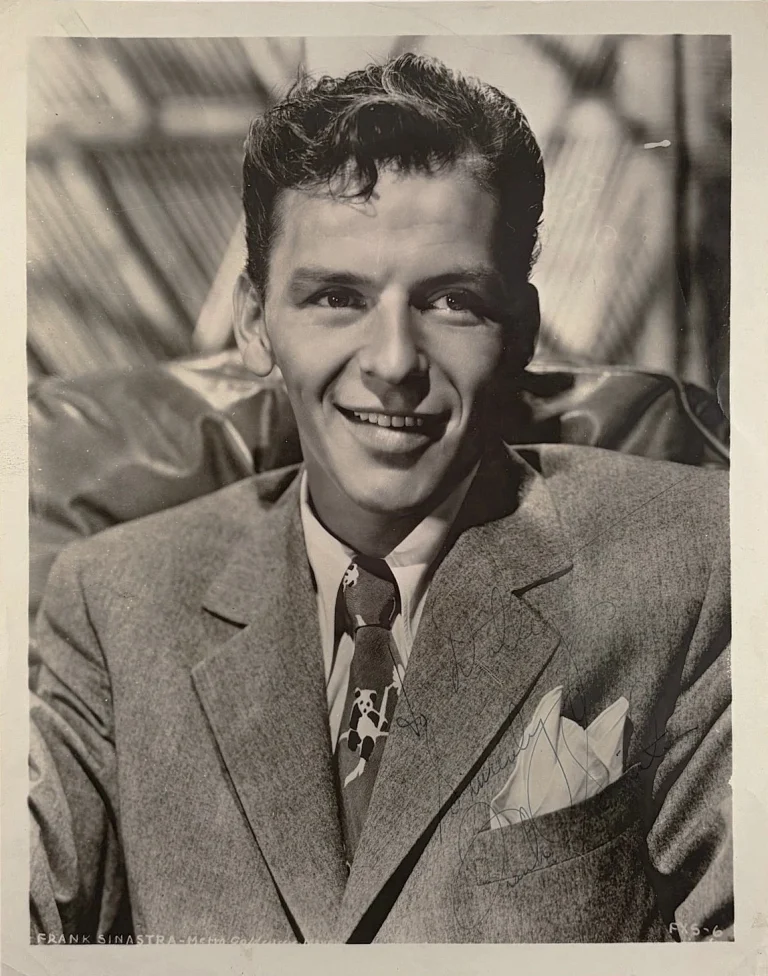 Frank Sinatra Signed 8x10 Photograph Autographed Vintage JSA ALOA