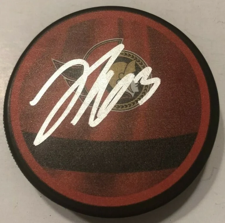 TYLER ENNIS SIGNED OTTAWA SENATORS HOCKEY PUCK W/ CASE COA