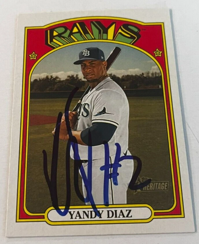 YANDY DIAZ SIGNED 2021 TOPPS HERITAGE BASEBALL CARD AUTO