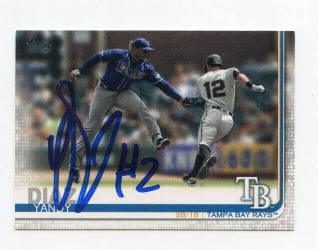 YANDY DIAZ SIGNED 2019 TOPPS BASEBALL CARD AUTO