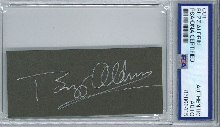 Buzz Aldrin Signed Cut Signature PSA DNA Encapsulated Apollo 11 Astronaut #15