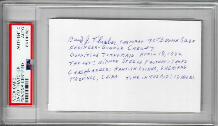DAVID THATCHER SIGNED INDEX CARD PSA DNA (D) 84145981 WWII DOOLITTLE RAIDERS