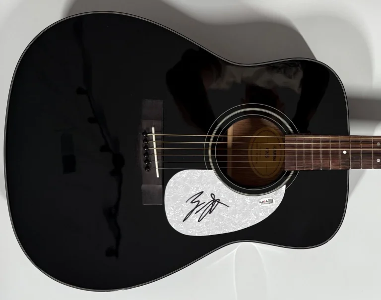 Ella Langley JSA Autograph Signed Guitar Yamaha Acoustic