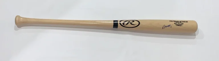 YOAN MONCADA SIGNED FULL SIZE BAT CHICAGO WHITE SOX JSA COA