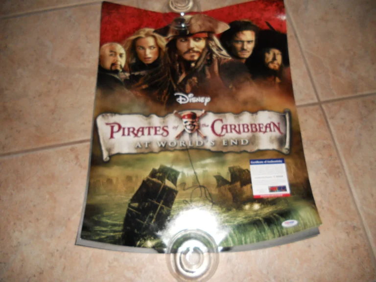 Johnny Depp Signed Autographed Sexy Pirates 16x20 Photo PSA Certified #1 G1