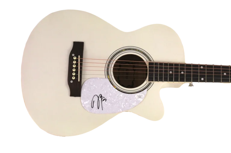 MAREN MORRIS SIGNED AUTOGRAPH FULL SIZE ACOUSTIC GUITAR - HERO, GIRL RARE W/ JSA
