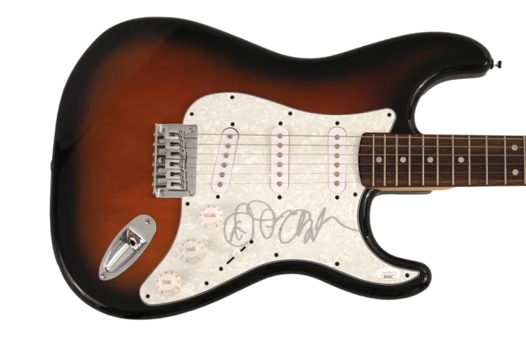 DAVE CHAPPELLE SIGNED AUTOGRAPH FULL SIZE FENDER ELECTRIC GUITAR - VERY RARE JSA