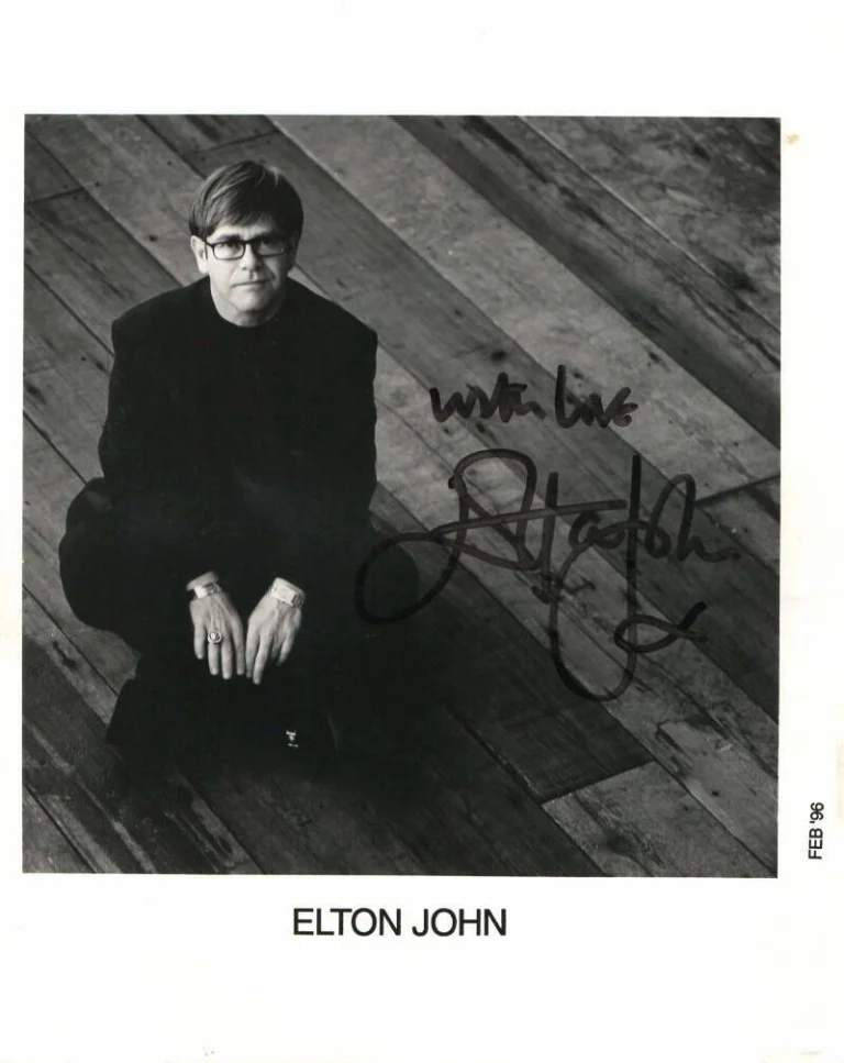 ELTON JOHN SIGNED AUTOGRAPH 8X10 PHOTO - TOO LOW FOR ZERO, BREAKING HEARTS JSA