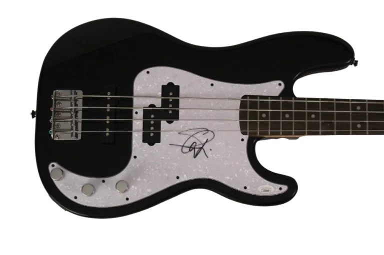 STEVE HARRIS SIGNED AUTOGRAPH FENDER ELECTRIC BASS GUITAR - IRON MAIDEN RARE JSA