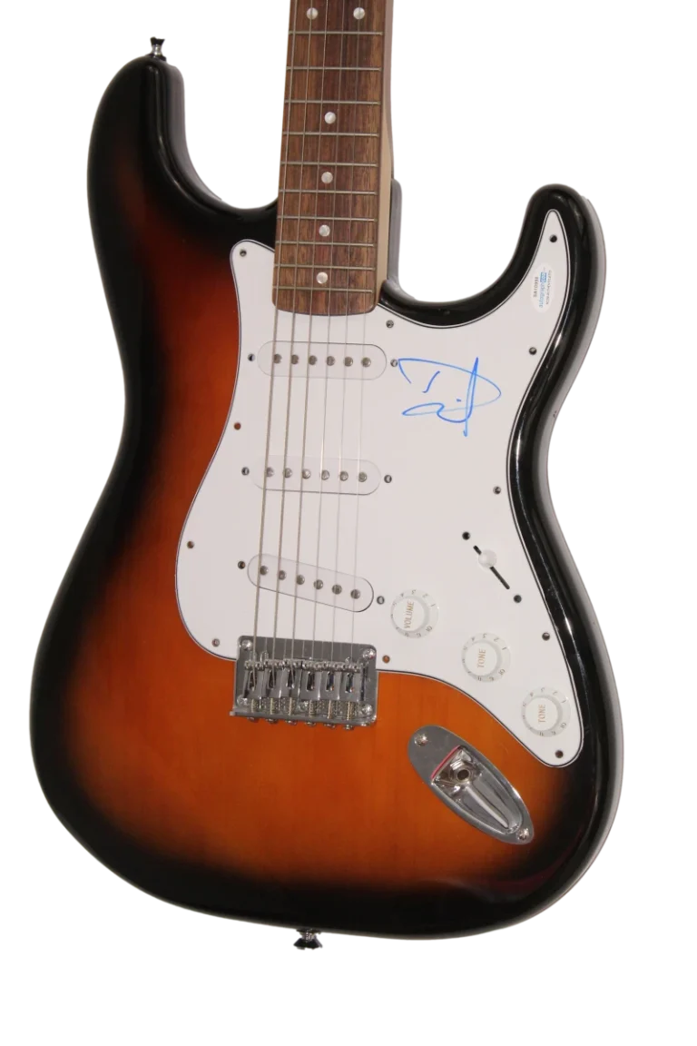 DAVE GROHL SIGNED AUTOGRAPH FULL SIZE FENDER ELECTRIC GUITAR - FOO FIGHTERS ACOA