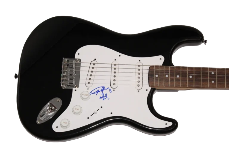 ANGUS YOUNG SIGNED AUTOGRAPH FULL SIZE BLK FENDER ELECTRIC GUITAR AC/DC ACDC JSA