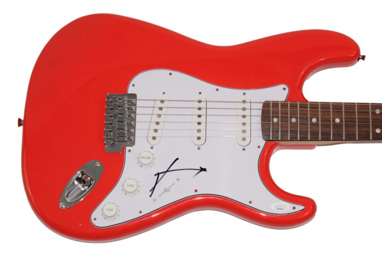 JARED LETO SIGNED AUTOGRAPH FENDER ELECTRIC GUITAR THIRTY SECONDS TO MARS JSA