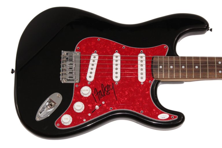 HALSEY SIGNED AUTOGRAPH FULL SIZE BLACK FENDER ELECTRIC GUITAR - MANIC  JSA COA