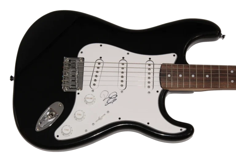 BILLIE EILISH SIGNED AUTOGRAPH FULL SIZE BLK FENDER ELECTRIC GUITAR RARE JSA COA