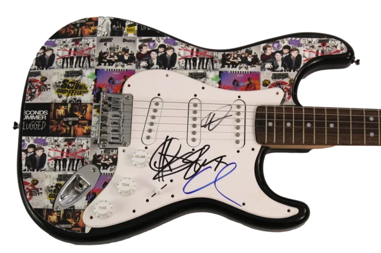 5 SECONDS OF SUMMER 5SOS SIGNED AUTOGRAPH CUSTOM 1/1 FENDER ELECTRIC GUITAR JSA