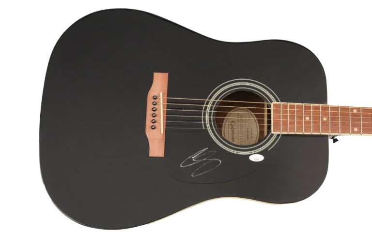 CHRIS STAPLETON SIGNED AUTOGRAPH GIBSON ACOUSTIC GUITAR - COUNTRY STAR JSA COA