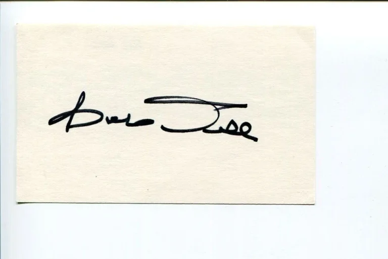Bob Dole KS Kansas Senator Congress VP Candidate WWII 10th Moun Signed Autograph