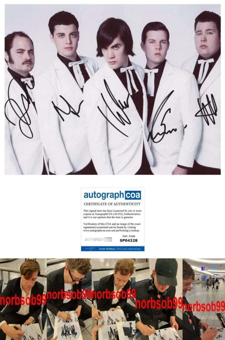 THE HIVES BAND SIGNED 8x10 PHOTO D PELLE ALMQVIST +4 w/EXACT PROOF AUTOGRAPH COA