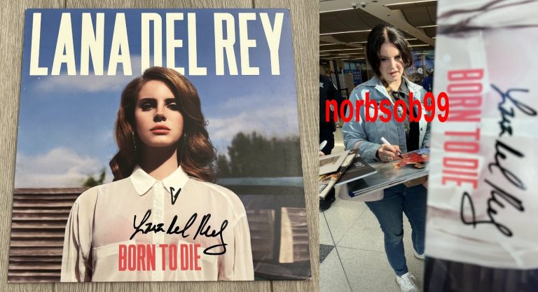 LANA DEL REY SIGNED AUTOGRAPH BORN TO DIE VINYL w/EXACT PROOF & BECKETT COA