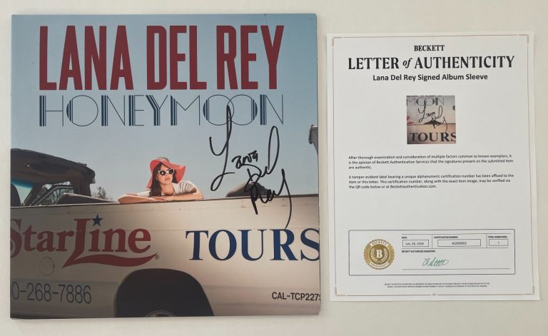 LANA DEL REY SIGNED AUTOGRAPH HONEYMOON VINYL ALBUM w/PROOF & BECKETT LOA COA