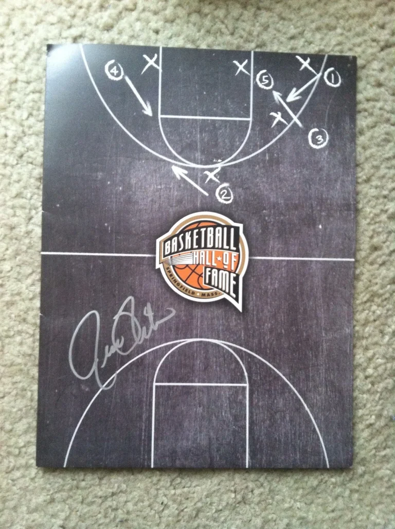Rick Pitino Hall Of Fame 2013 Folder From Announcement Signed Rare!!!